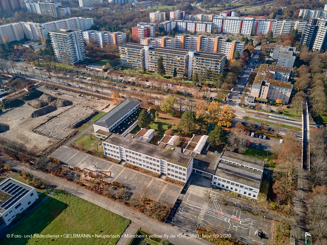 09.11.2020 - Baustelle Grundschule am Karl-Marx-Ring in Neuperlach